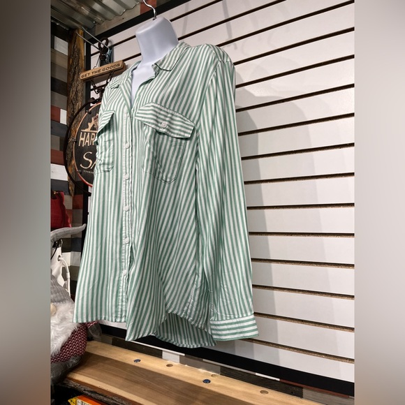 Beachlunchlounge button-down size XL - Picture 3 of 8